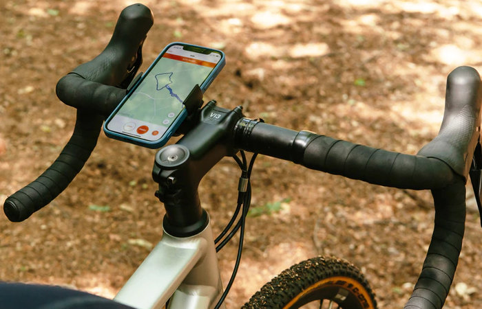 Giá đỡ điện thoại trên tay lái xe đạp