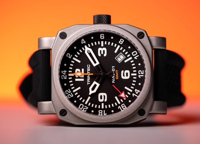Đồng hồ phi công thạch anh Thụy Sĩ NAV-01 GMT