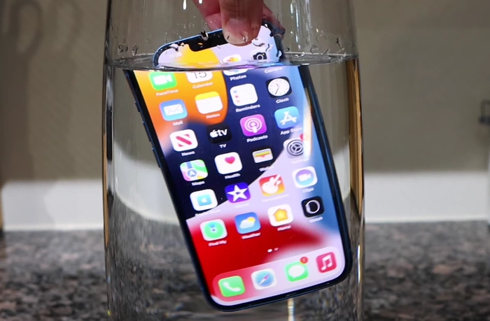 iPhone 13 chống nước hay chống nước 1